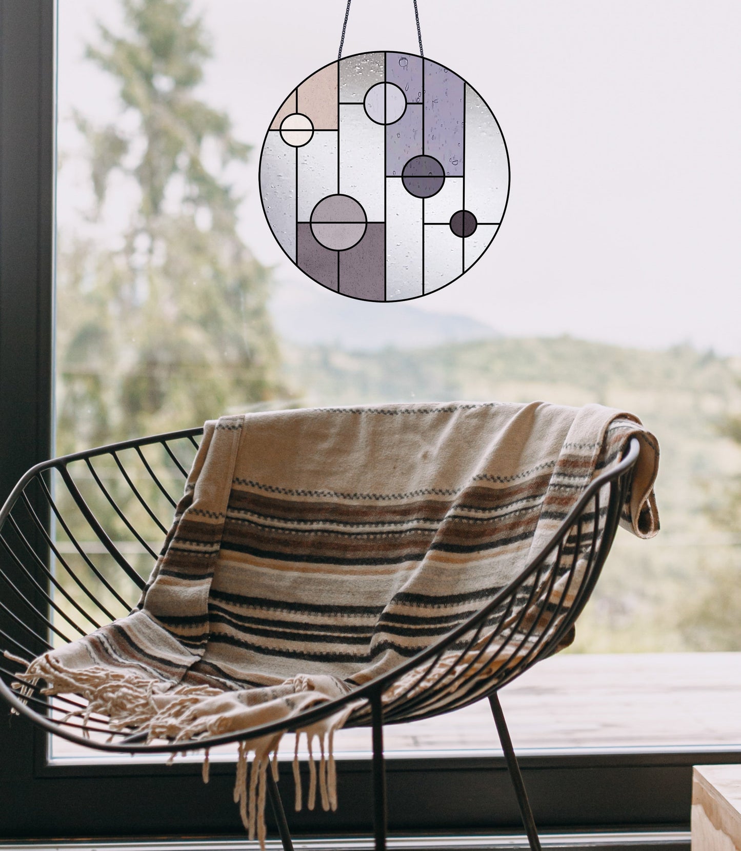 Round Geometric Minimalist Stained Glass Pattern