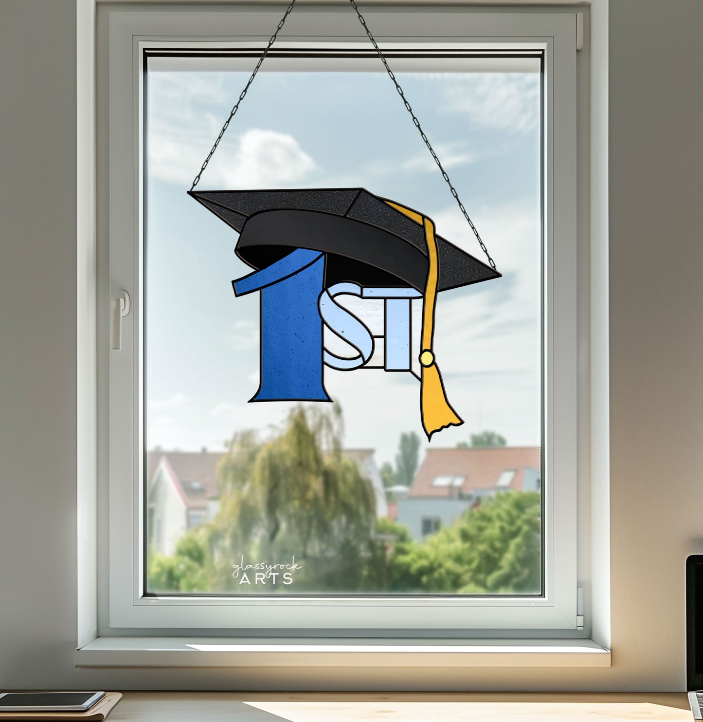 A picture of the 1st Graduate Cap Stained Glass Pattern from GlassyRock Arts.