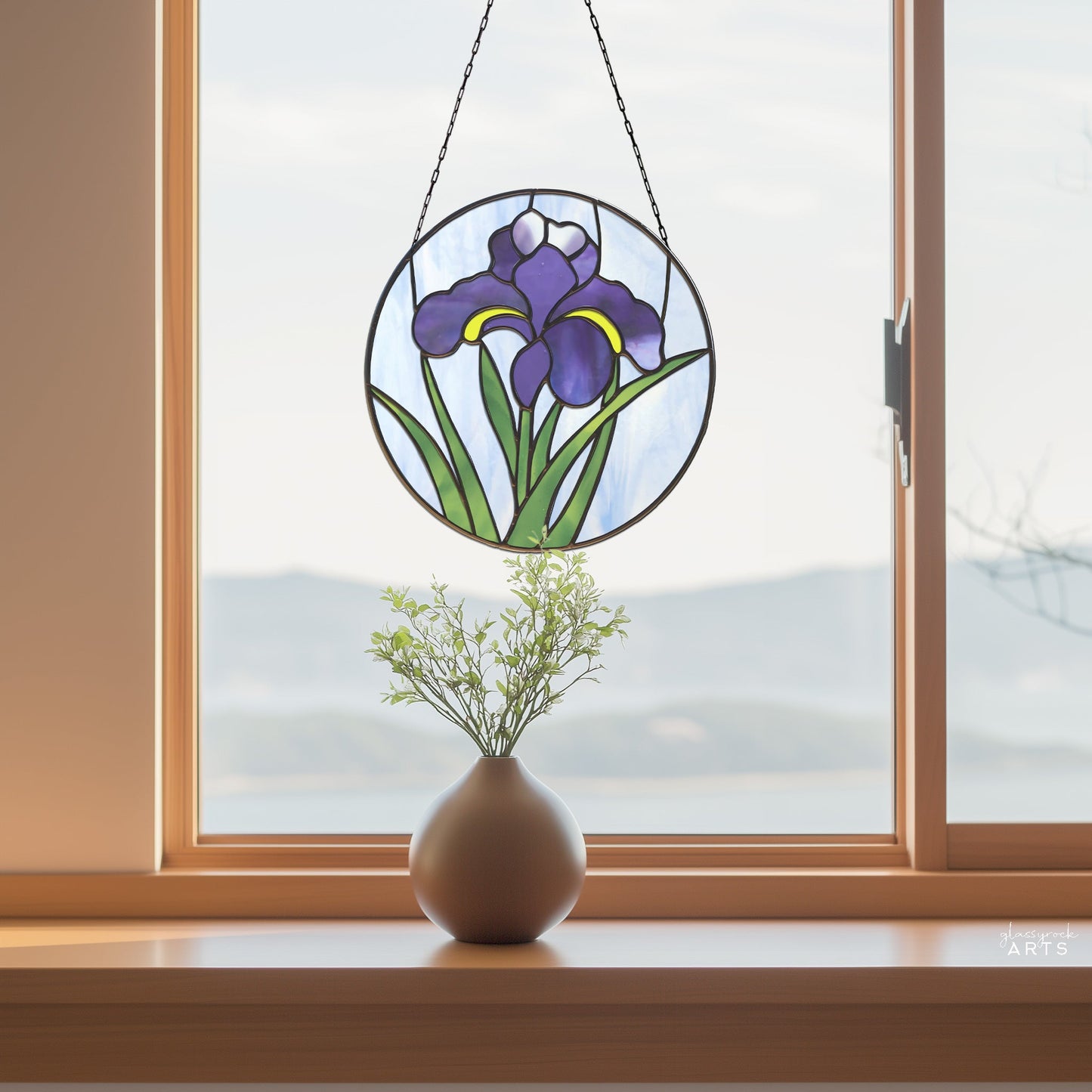 Iris Round Stained Glass Flower Pattern