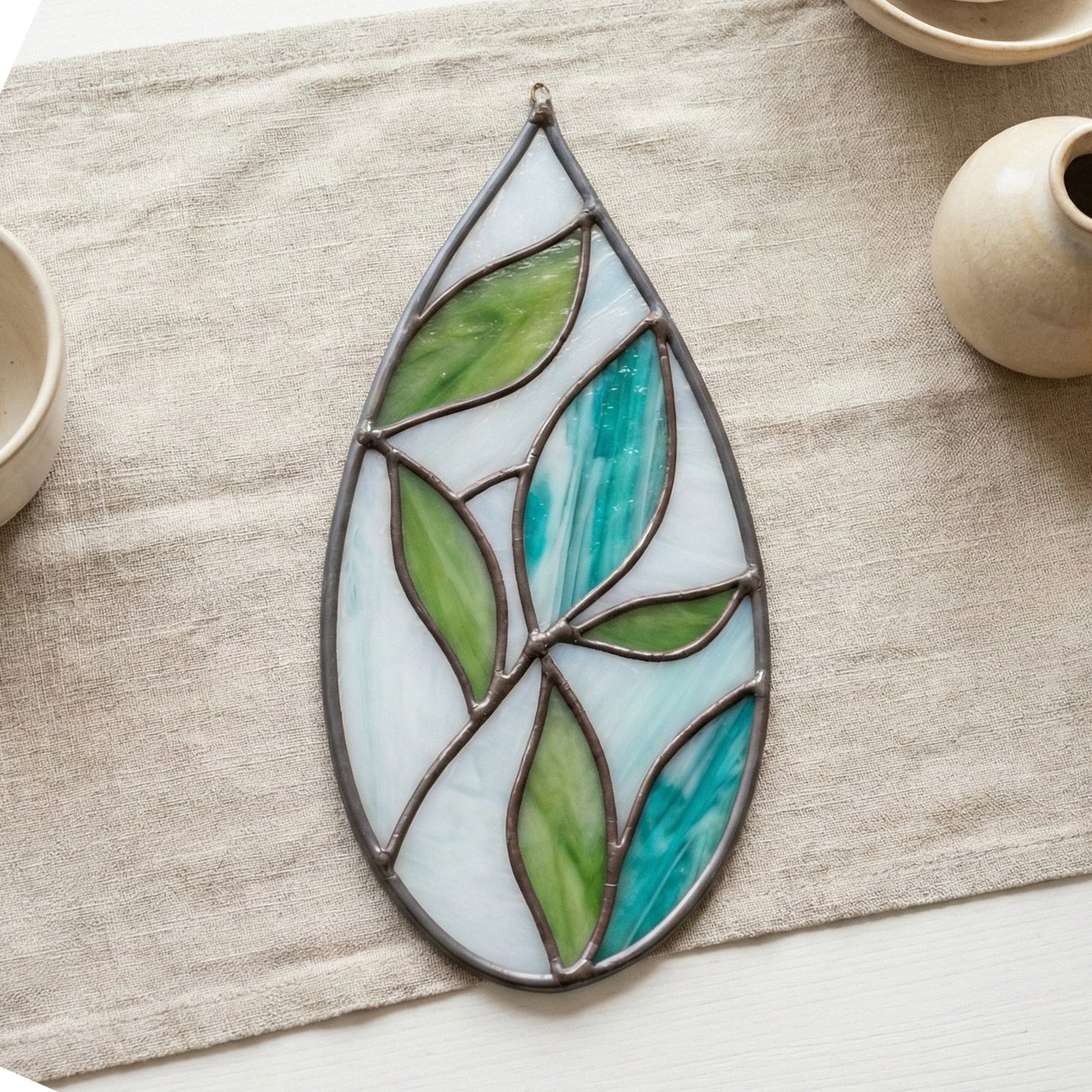 Teardrop Plant Stained Glass Leaves Pattern