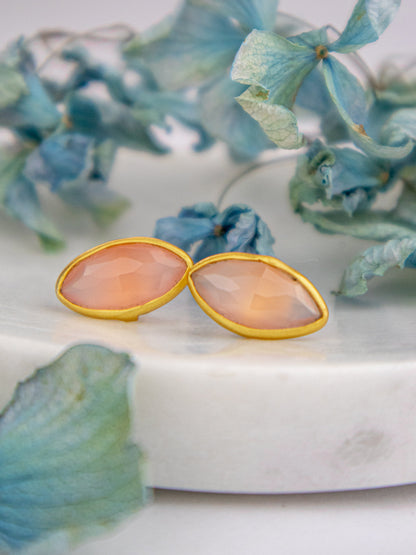 Mila Leaf Earrings - Gold - Earrings from Ash & Rose