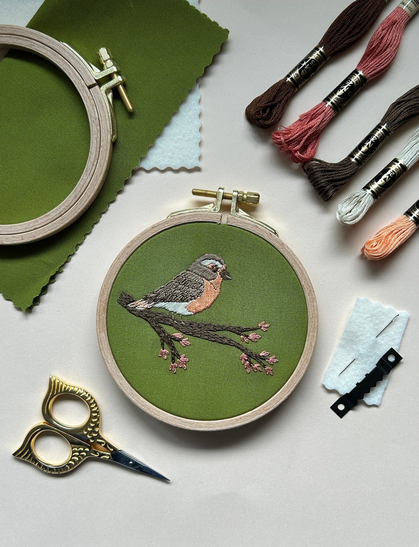 Spring Robin - Bird Embroidery Kit for Beginners