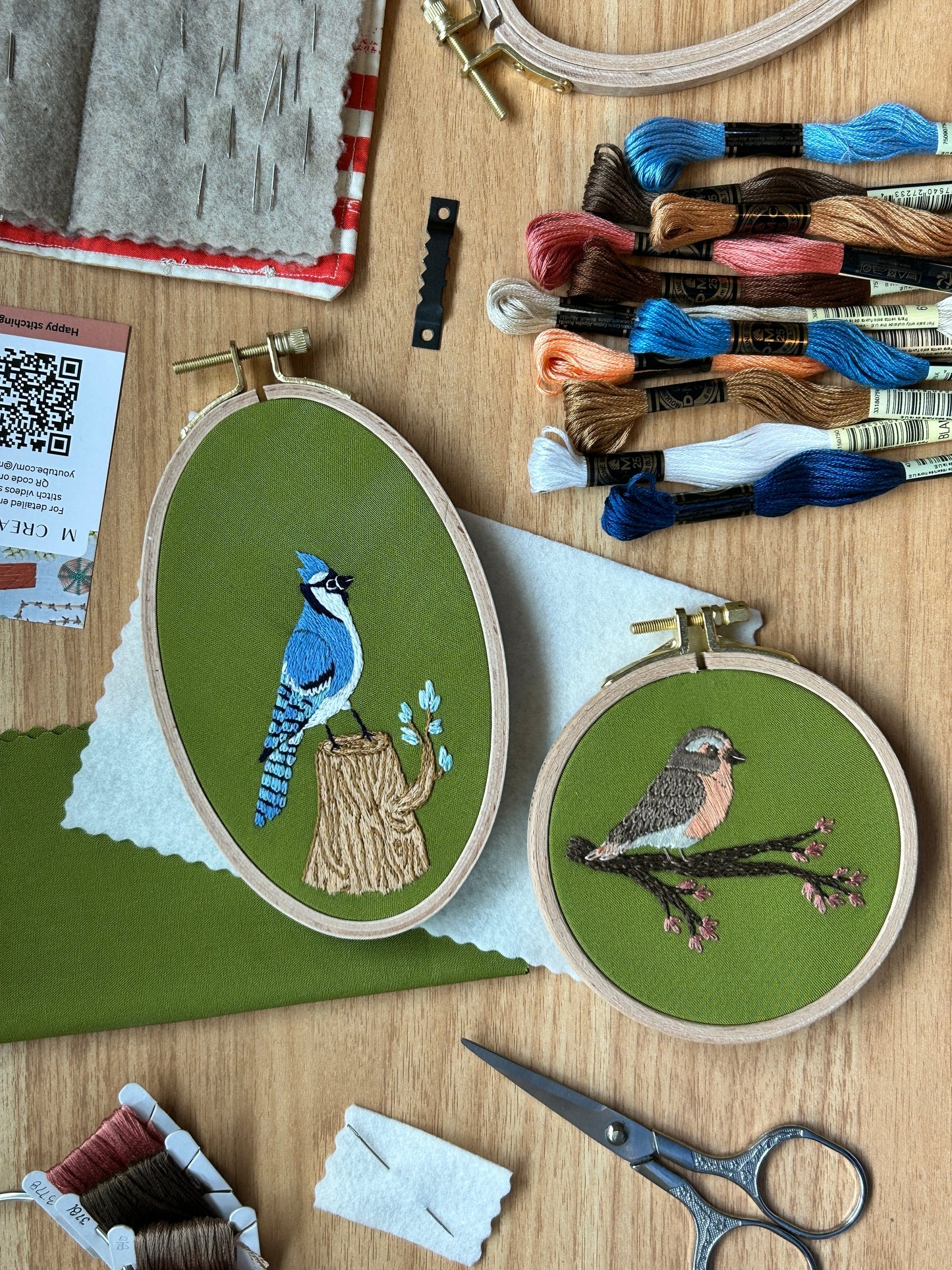 Spring Robin - Bird Embroidery Kit for Beginners