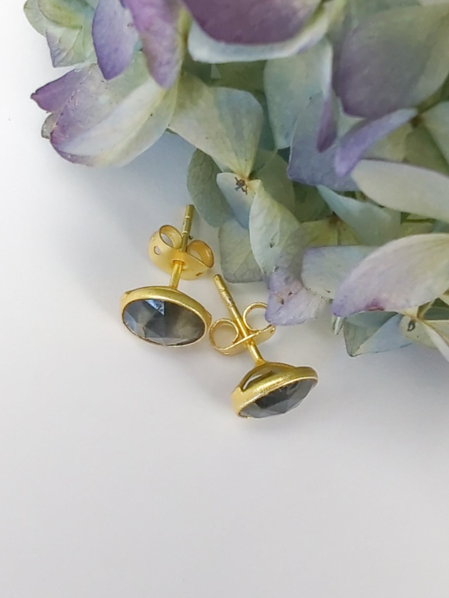 Pebble Stud Earrings - Gold - Earrings from Ash & Rose