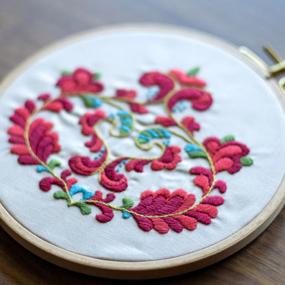 Trondheim Bloom embroidery hoop kit