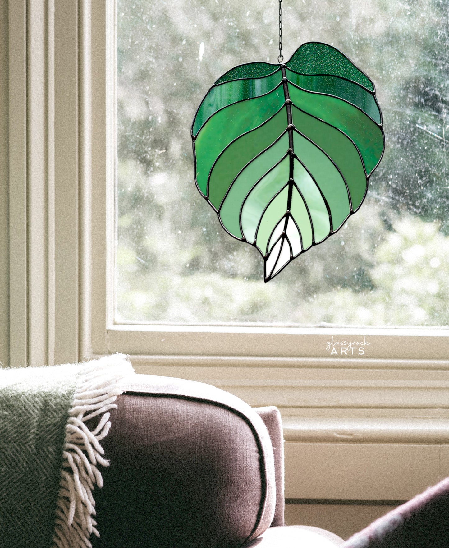 Ombre Leaf Stained Glass Pattern