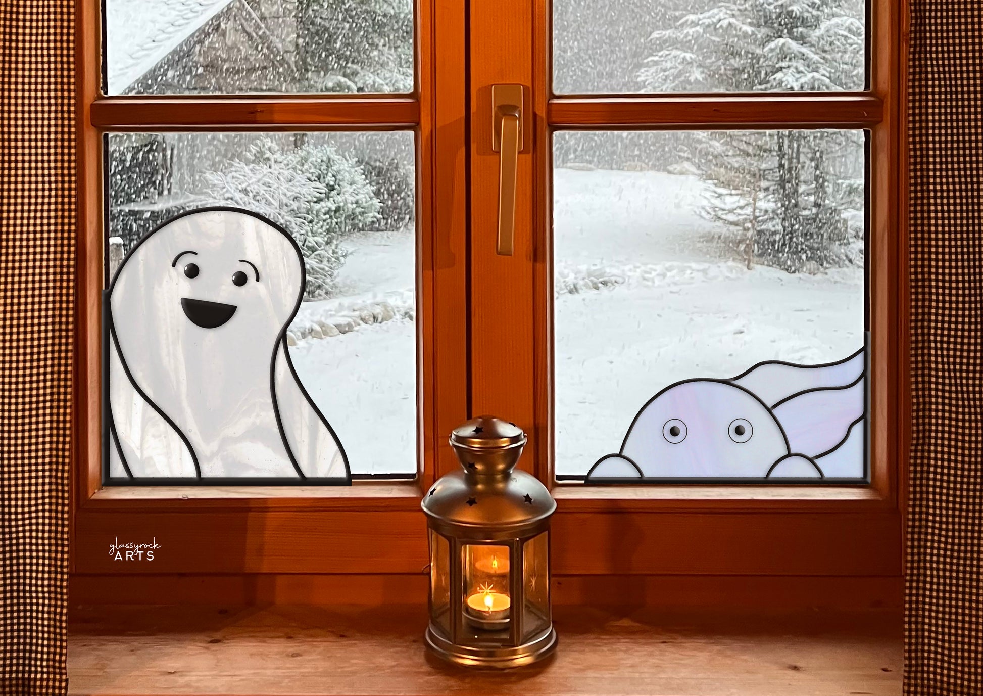 A picture of the Ghost Buddies Halloween Stained Glass Pattern 6-Pack from GlassyRock Arts. 