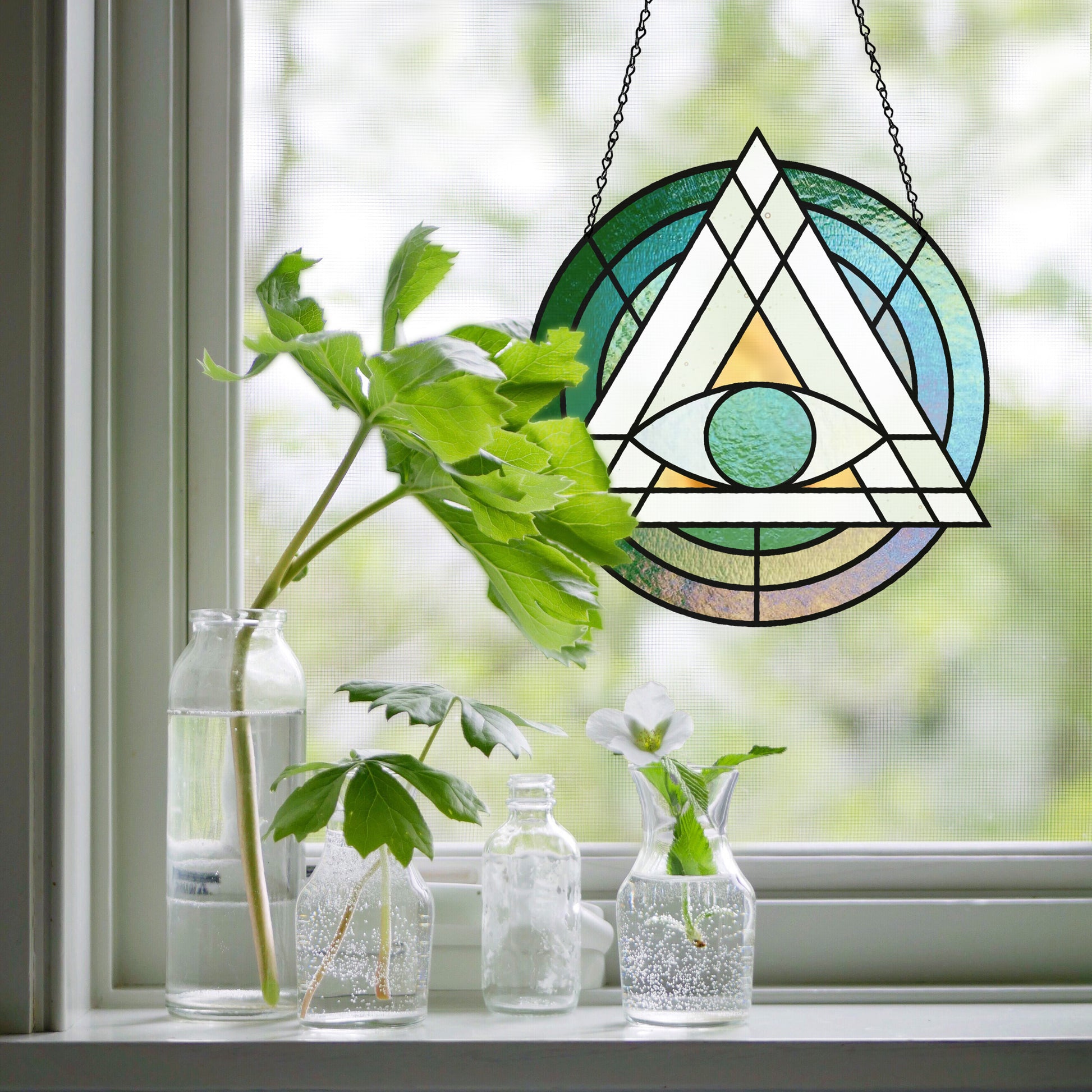 Geometric Eye Triangle Stained Glass Pattern - Crafting Patterns & Molds from GlassyRock Arts