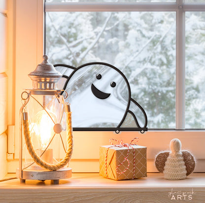 A picture of the Happy Ghost Buddy Halloween Stained Glass Pattern from GlassyRock Arts. 