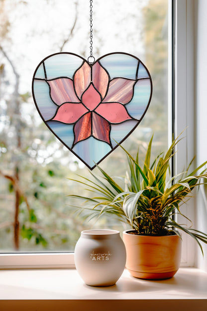 A picture of the Lotus Flower Heart Stained Glass Pattern from GlassyRock Arts. 