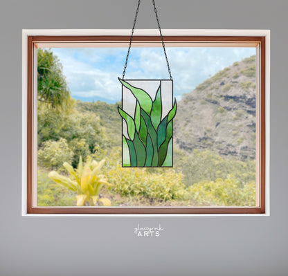 A picture of the Tropical Stained Glass Plant Pattern - Kalalau from GlassyRock Arts. 