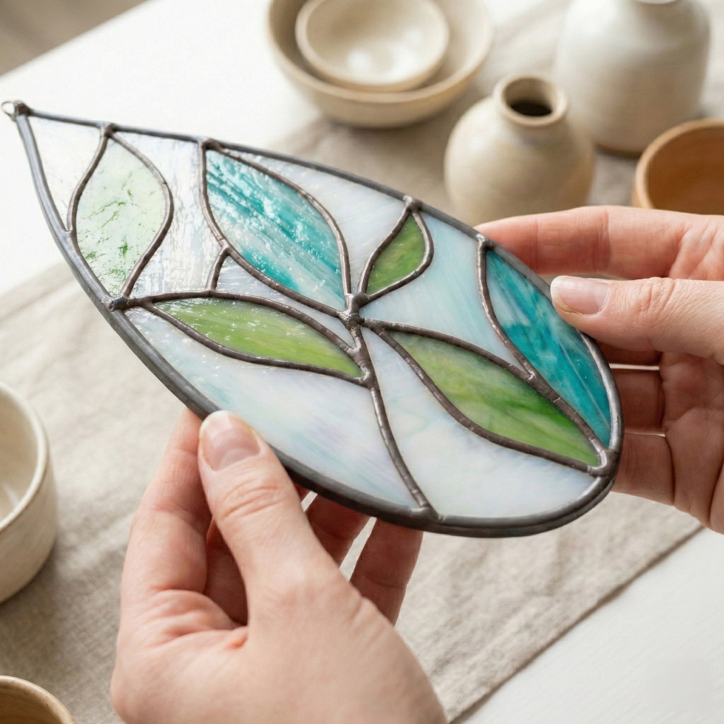 Teardrop Plant Stained Glass Leaves Pattern