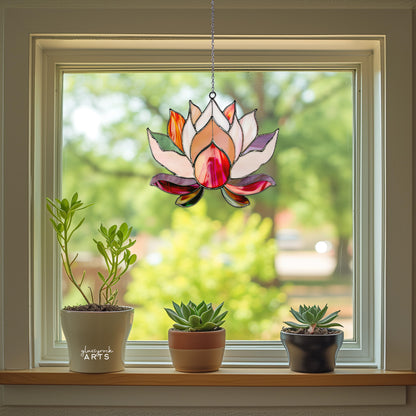 A picture of the Lotus Stained Glass Flowers Pattern from GlassyRock Arts. 