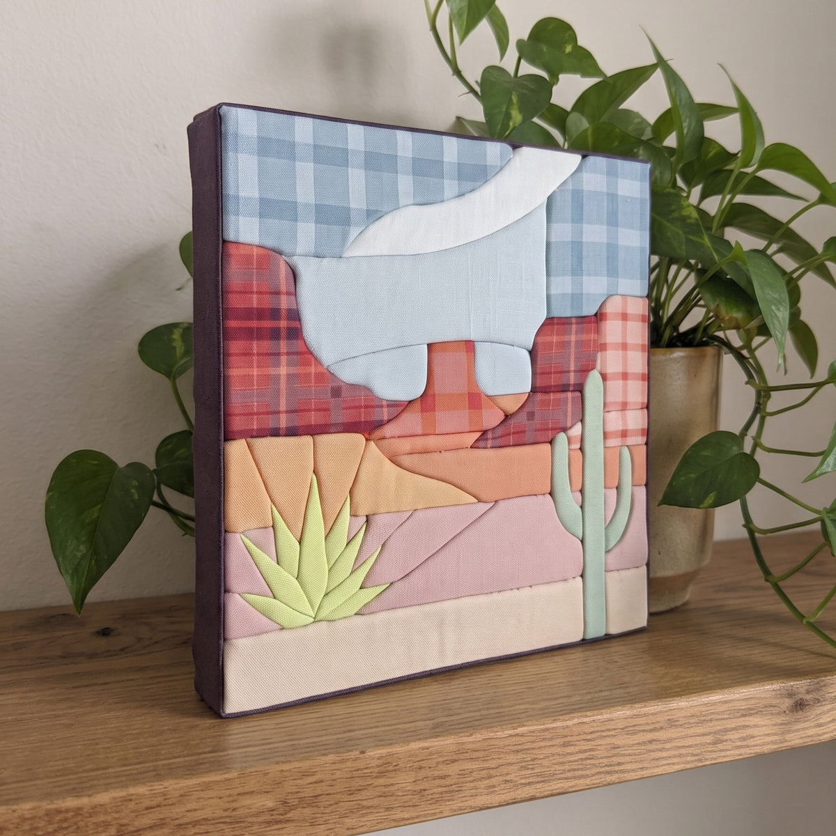 Monument Valley Kinusaiga Pattern