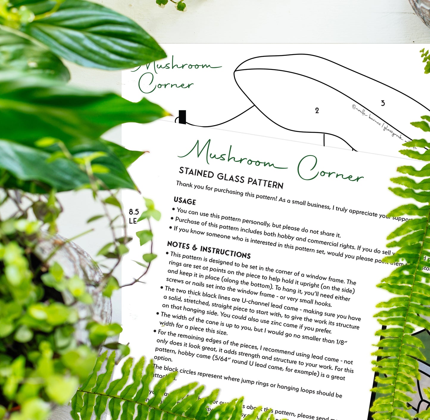 Mushroom Corner Stained Glass Pattern