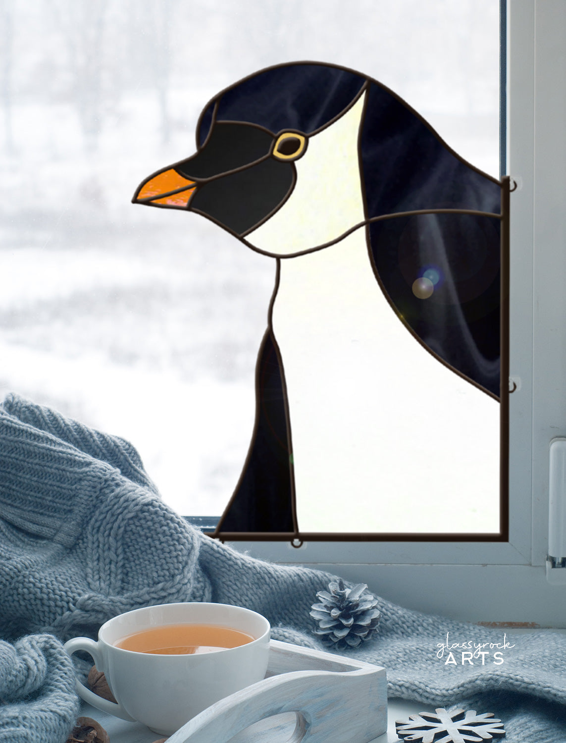 A picture of the Penguin Stained Glass Pattern from GlassyRock Arts. 