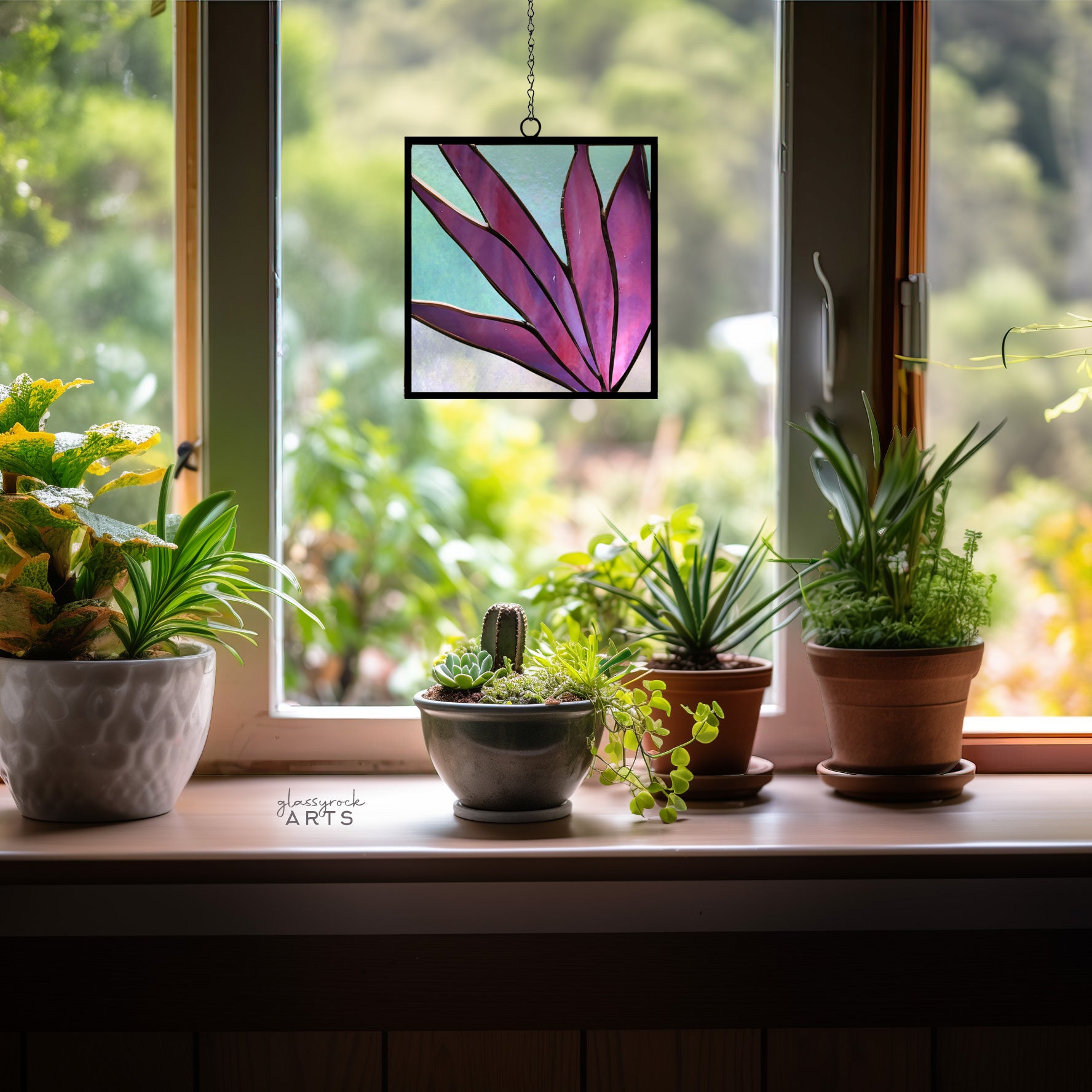 A picture of the Modern Leaves Stained Glass Plant Pattern from GlassyRock Arts. 