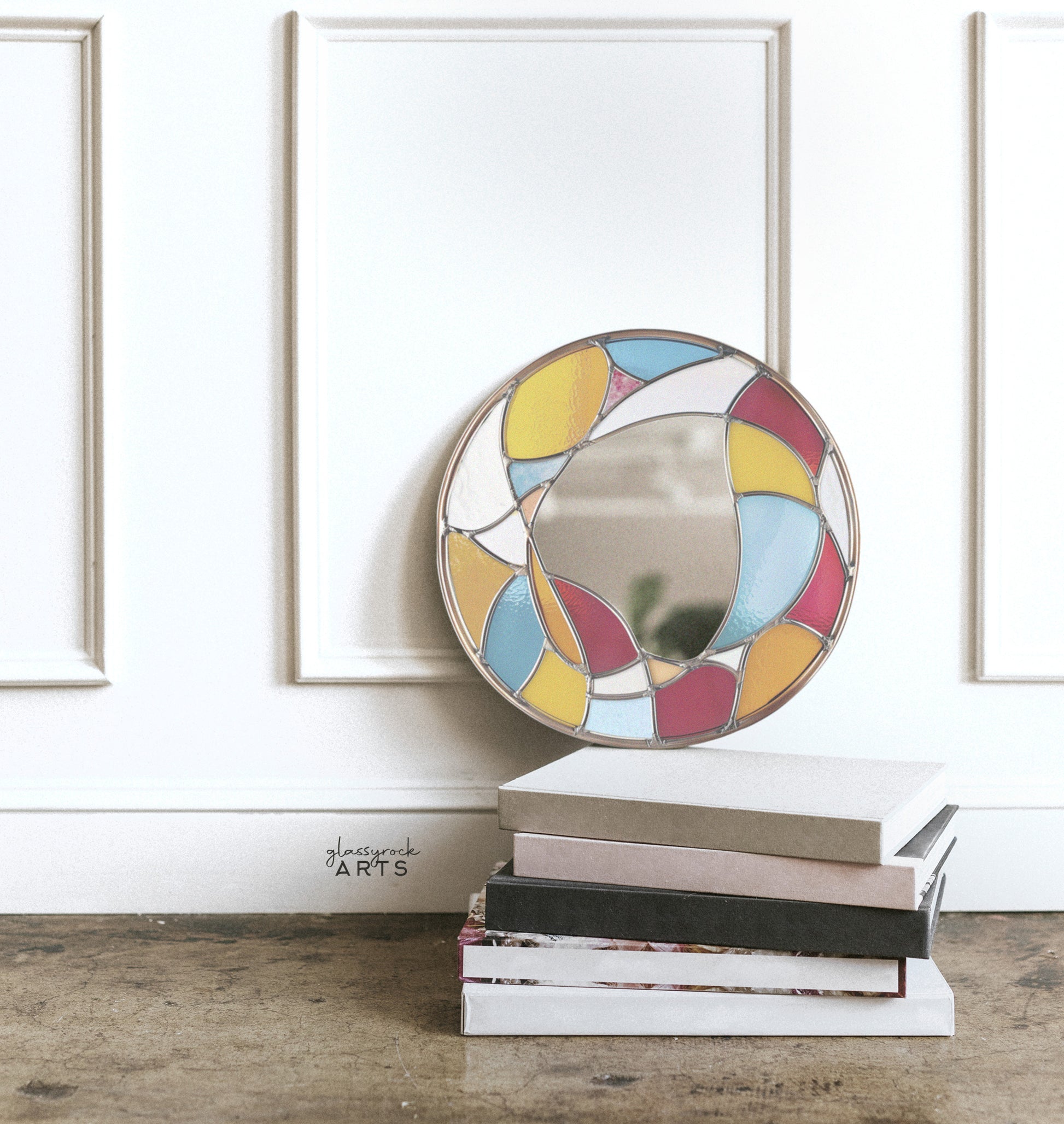 A picture of the Round Organic Mirror Abstract Stained Glass Pattern from GlassyRock Arts. 