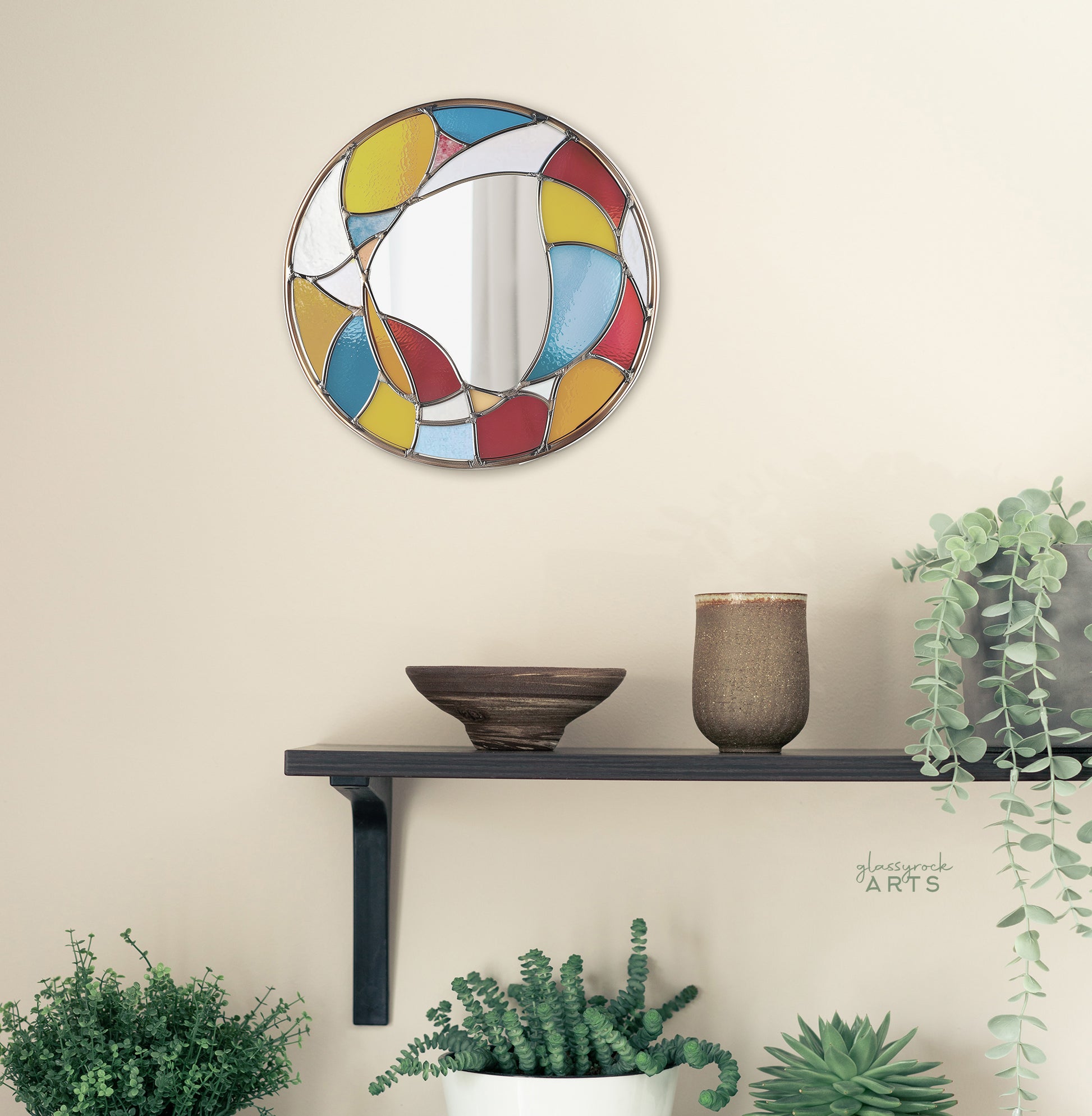 A picture of the Round Organic Mirror Abstract Stained Glass Pattern from GlassyRock Arts. 