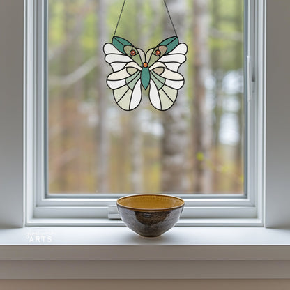 Spring Moth Stained Glass Pattern