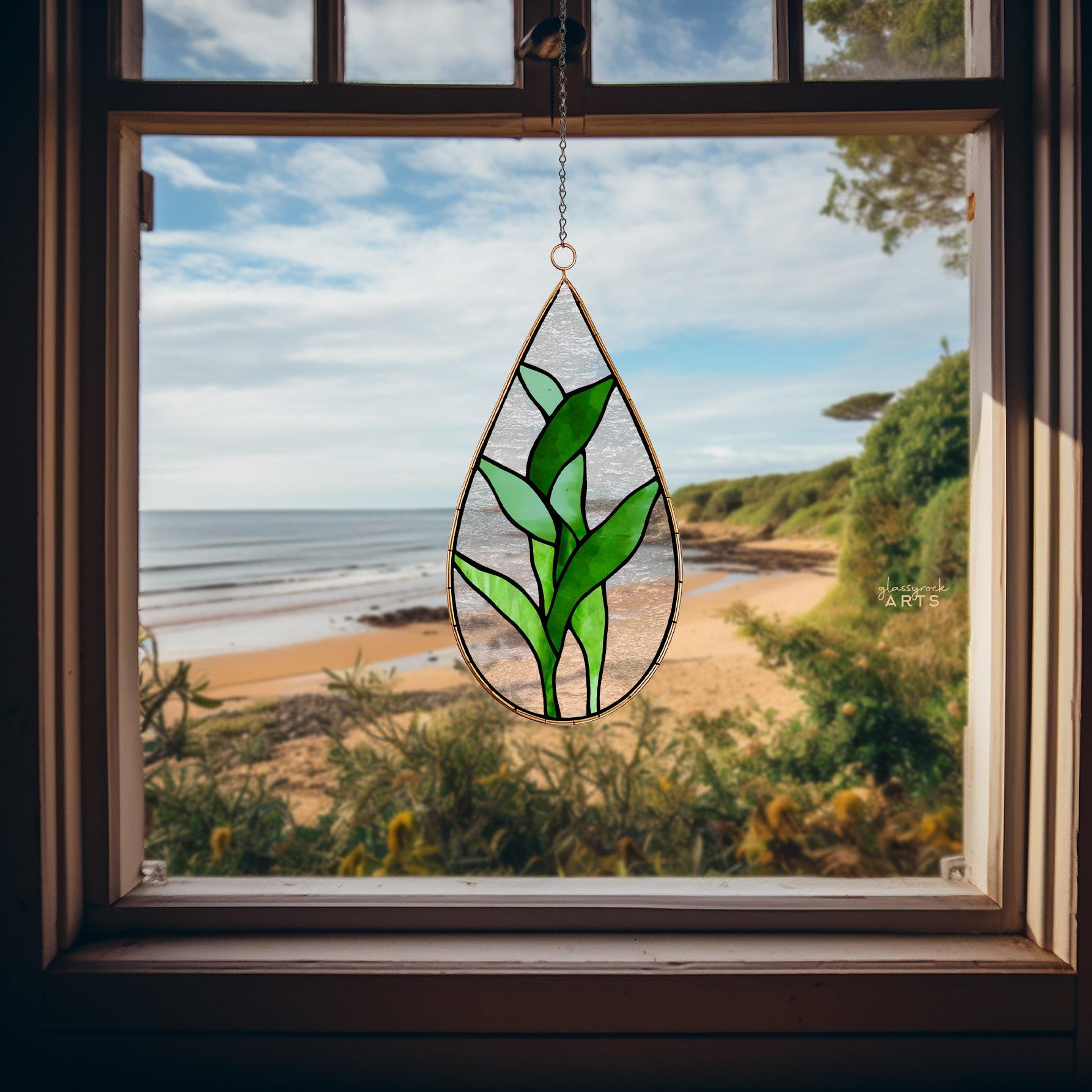 A picture of the Teardrop Bamboo Plant Stained Glass Leaves Pattern from GlassyRock Arts. 