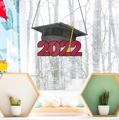 A picture of the Class of 2022 Graduate Cap Stained Glass Pattern from GlassyRock Arts. 