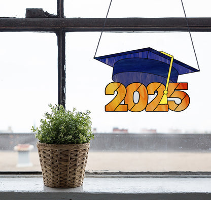 A picture of the Class of 2025 Graduate Cap Stained Glass Pattern from GlassyRock Arts. 