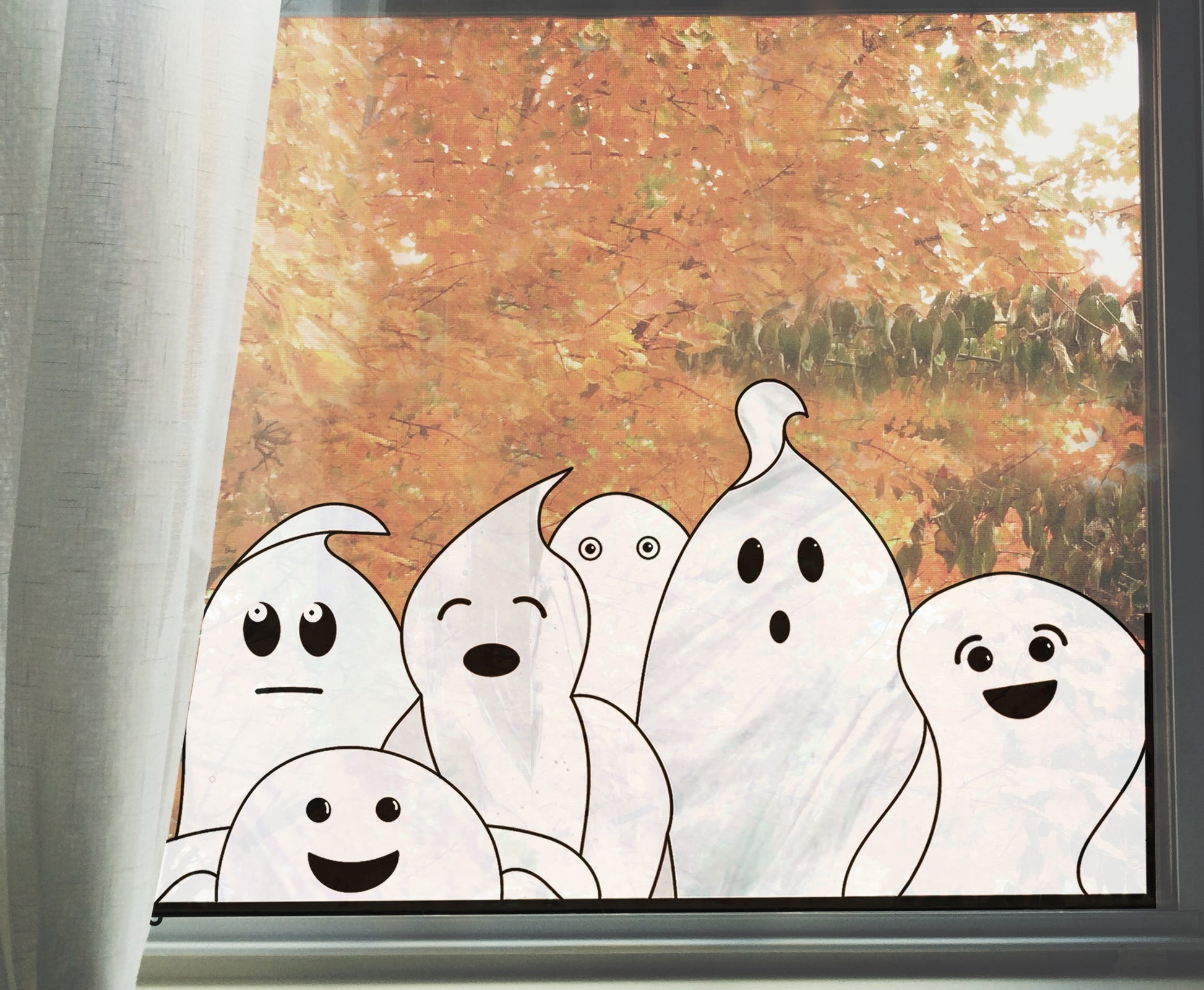 A picture of the Ghost Buddies Halloween Stained Glass Pattern from GlassyRock Arts. 