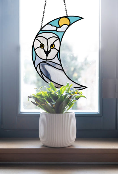 A picture of the Crescent Moon Snowy Owl Stained Glass Pattern from GlassyRock Arts. 