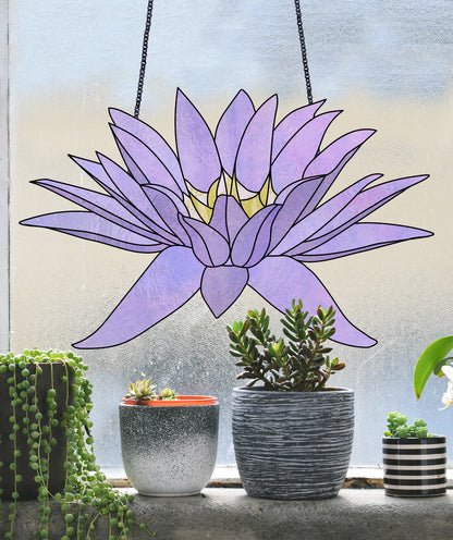 A picture of the Big Flora Giant Stained Glass Water Lily Pattern from GlassyRock Arts. 